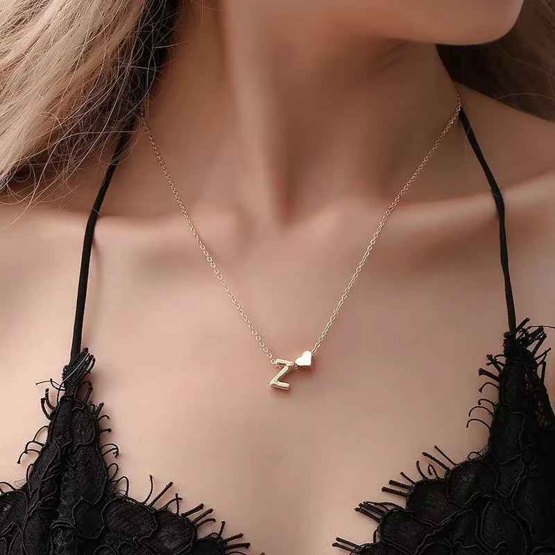 Collar Inicial con Corazón